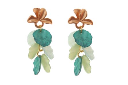 Pendientes de pétalos en tonos verdes con cabezal en forma de hojas - Imagen 1
