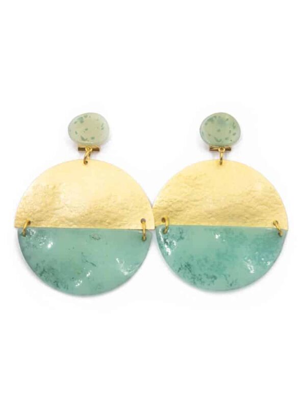 Pendiente de flamenca aro grande piedras cristal color verde esmeralda y metal dorado
