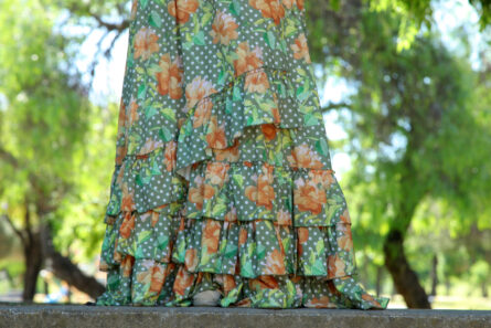 BATA CLAVEL VERDE ESTAMPADA - Imagen 4