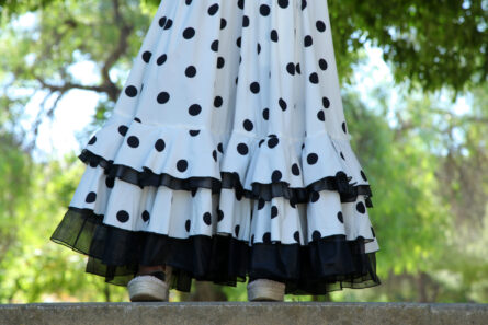 BATA ROMERA GABRIELA BLANCO LUNAR NEGRO - Imagen 4