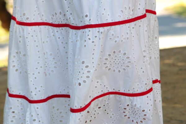 FALDA PERFORADA VALENTINA TERCIOPELO ROJO