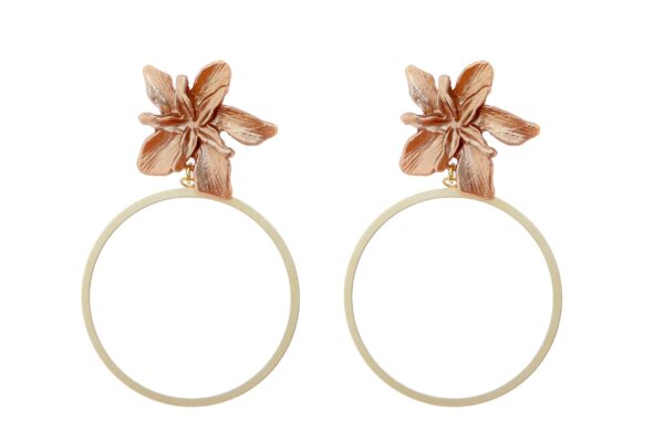 Pendientes dorado de aro fino con cabezal flor