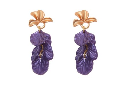 Pendientes de pétalos en color morado con cabezal en forma de hojas - Imagen 1