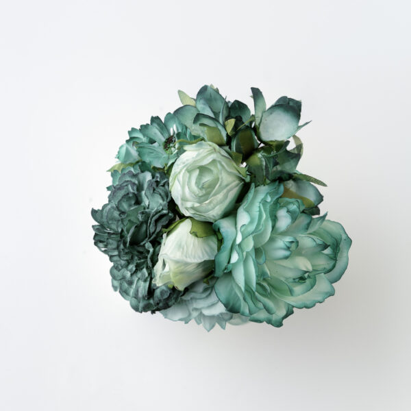 Ramillete tiara de flamenca multicolor en tonos verde agua