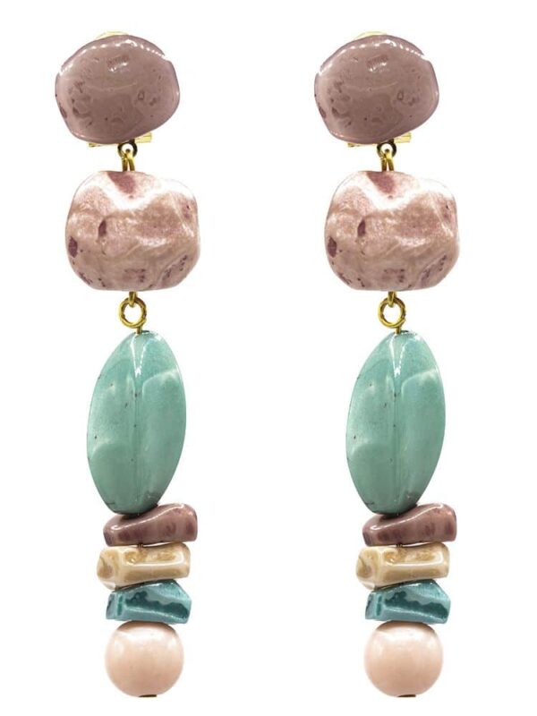 Pendiente de flamenca grande piedras nácar color maquillaje oscuro, aguamarina, beige y rosa bebé