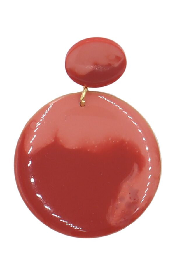 Pendiente de flamenca círculo pequeño esmaltado acuarela color coral degradado