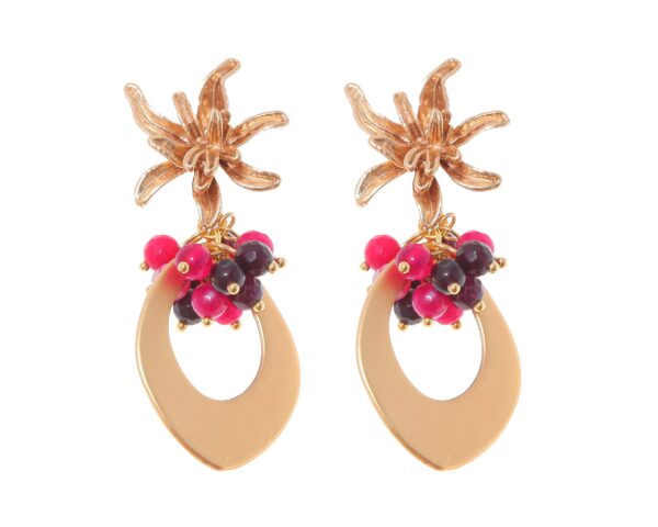 Pendientes de lágrima de oro con bolas de piedra Ágata en tonos buganvilla y cabezal de flor
