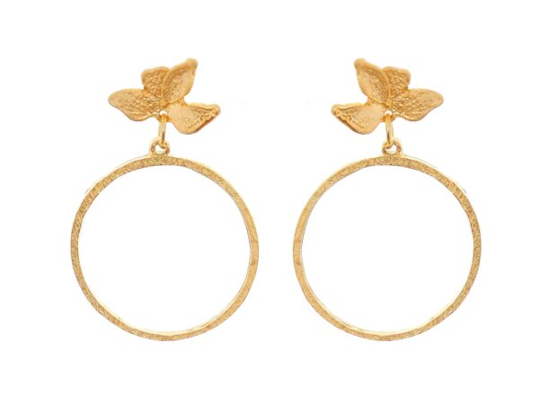 C02250-1 Pendientes dorados de aro redondo con cabezal de hojas