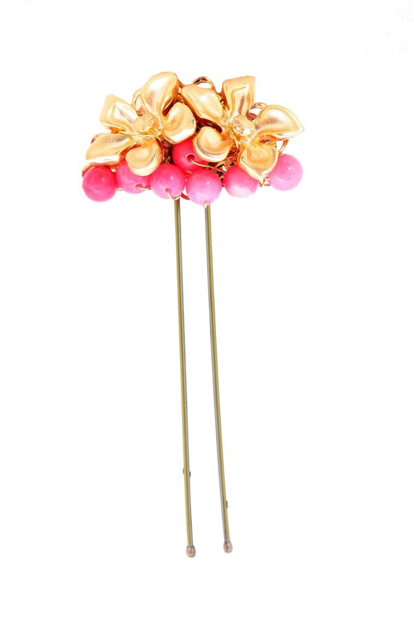 Horquilla con dos flores y bolas de piedra Ágata en tonos rosa bebé