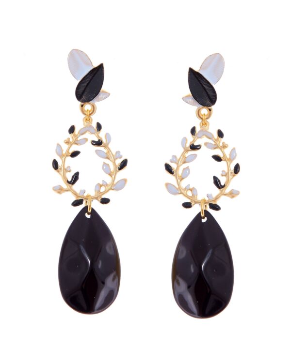 Pendientes de corona de hojas esmaltado en blanco y negro