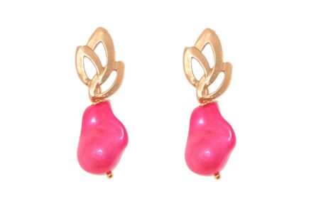 Pendiente de piedras nácar rosa fresa con cabezal de hojas - Imagen 1
