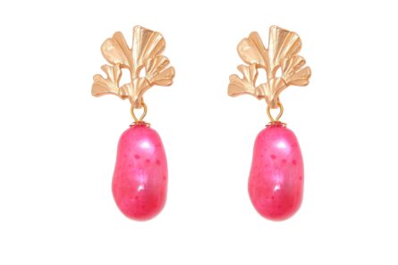 Pendiente de piedras nácar rosa fresa con cabezal de hojas - Imagen 1