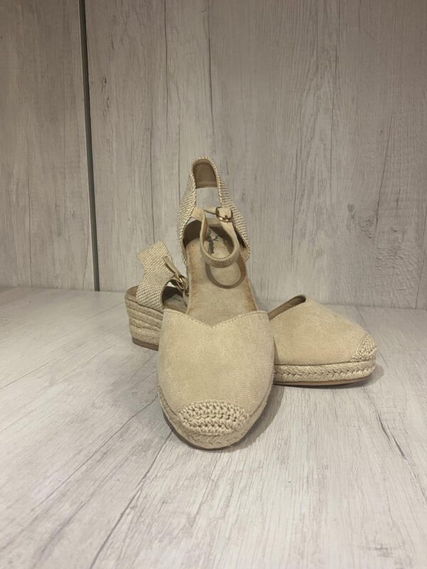 Espartos color beige con cuña