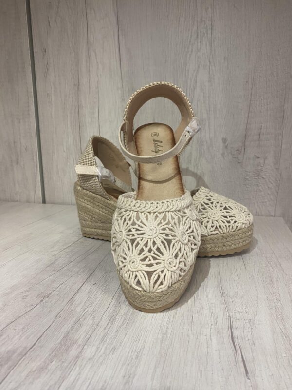 Espartos de crochet con cuña