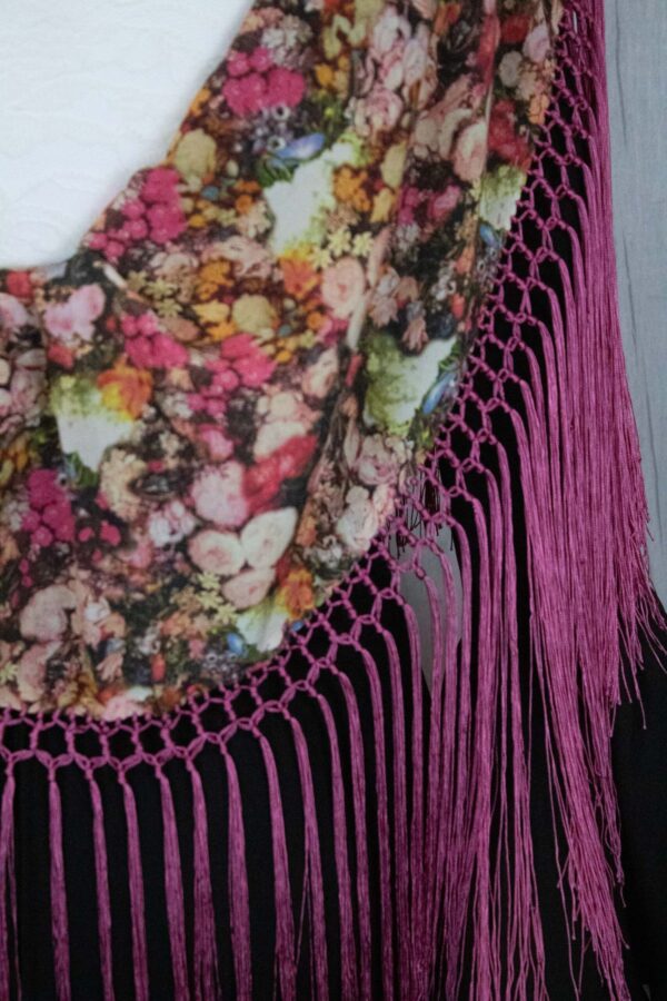 Mantón niña estampado maquilaje oscuro