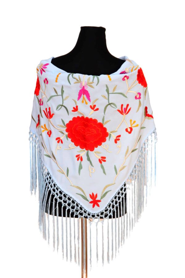 Mantón celeste bordado en multicolor