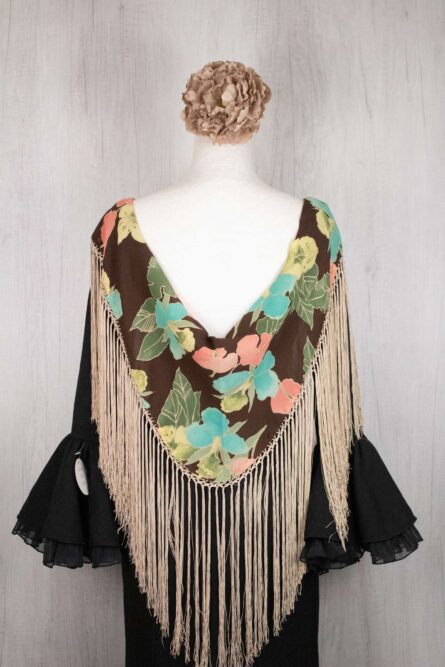 Mantón niña marrón estampado de flores - Imagen 1