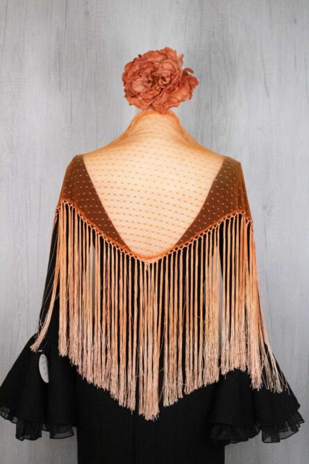 Mantón plumeti naranja fleco degradado - Imagen 1
