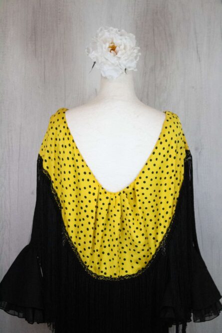 Mantón amarillo lunares negros - Imagen 1