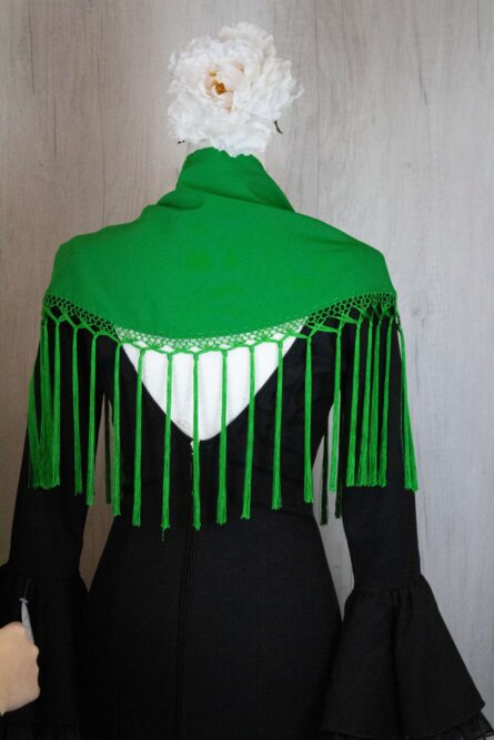 Mantón niña verde - Imagen 1
