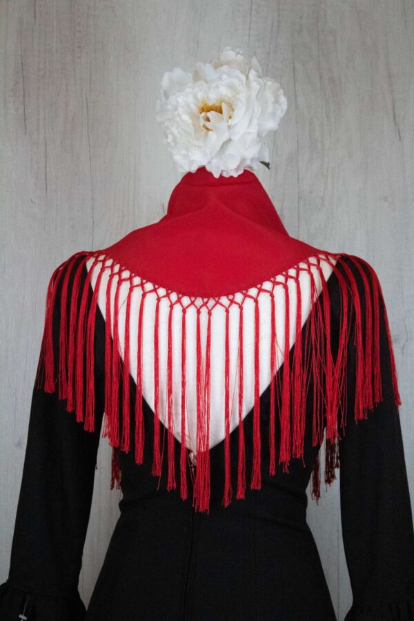 Mantón niña rojo