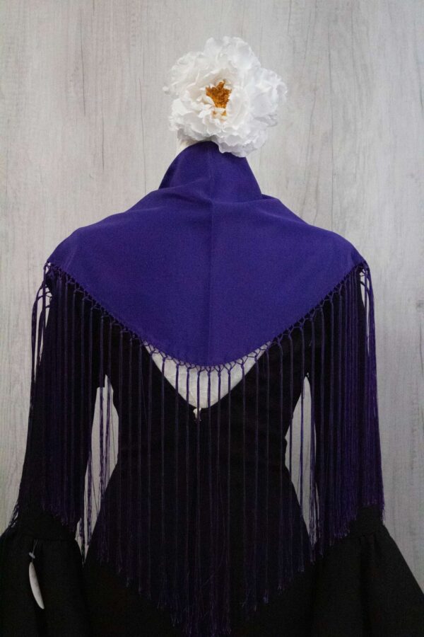 Mantón niña morado