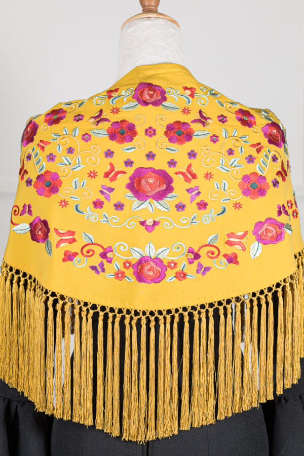 Mantón Carmen Yema