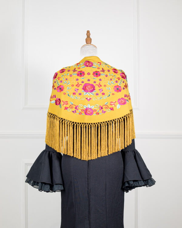 Mantón Carmen Yema
