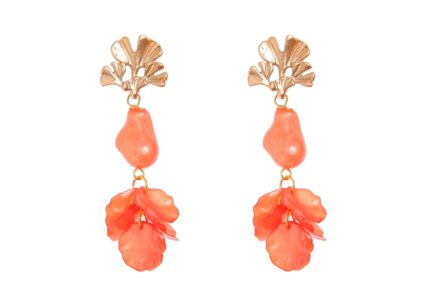 Pendientes de pétalos y piedras nácar en color naranja con cabezal de hojas - Imagen 1