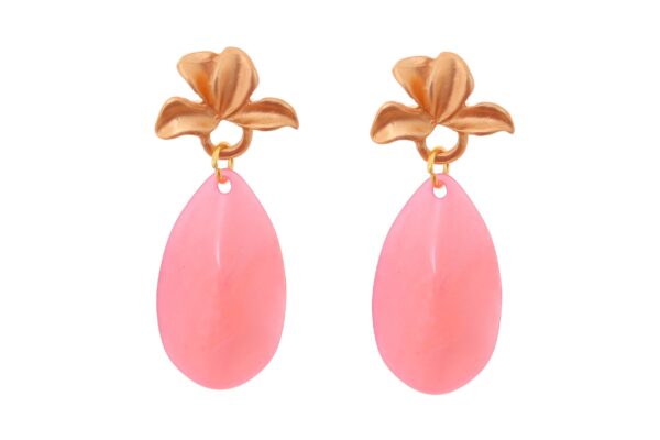 Pendiente de flamenca de lágrima de piedra cristal color rosa palo con cabezal de hojas