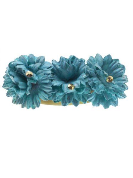 Broche de flamenca con flores de tela celeste con reflejo dorado - Imagen 1