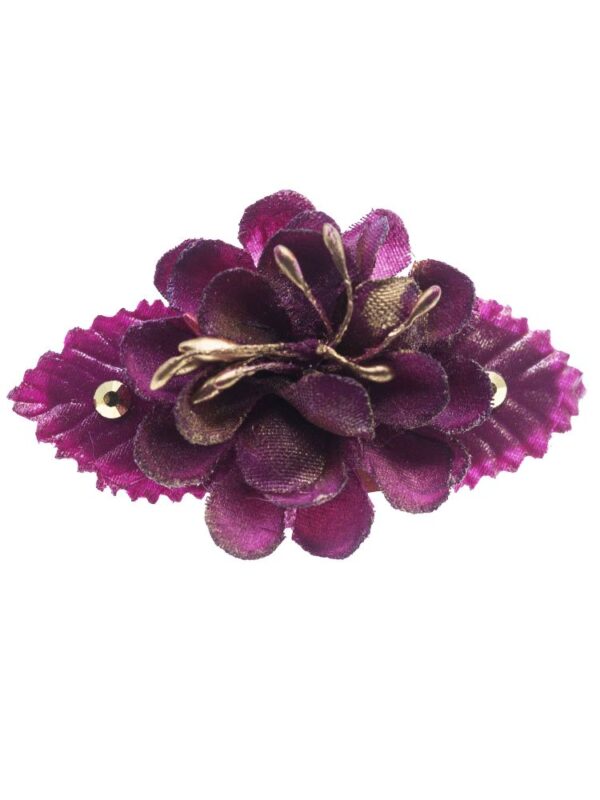 Broche de flamenca con flores de tela granate con reflejo dorado