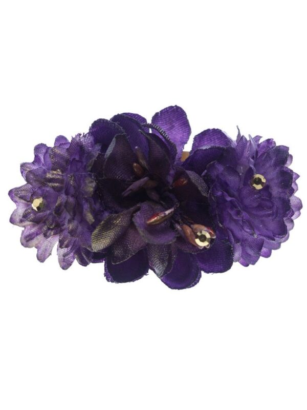 Broche de flamenca con flores de tela violeta con reflejo dorado