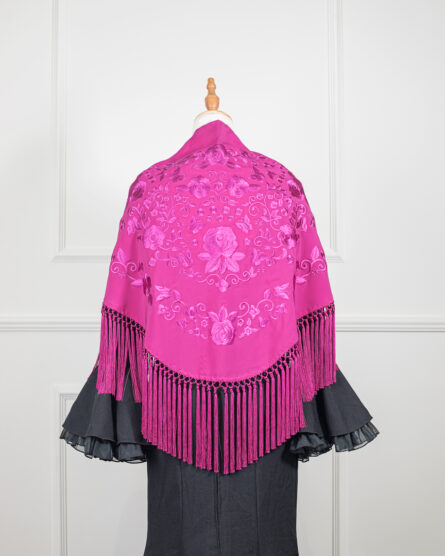 Mantón Rubí Fucsia bordado en su tono - Imagen 1