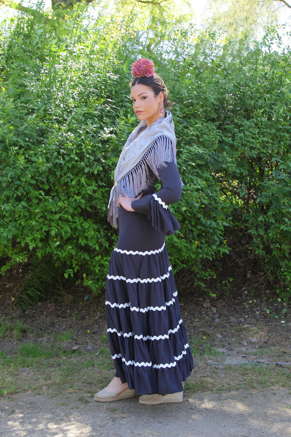 Traje de Flamenca Soleá Gris Traje de Flamenca Soleá Gris