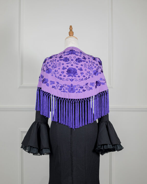 Mantón Carmen Malva bordado en Morado