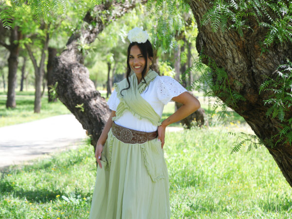 Conjunto de Falda y Piquillo Bambula Tira Bordada verde lima