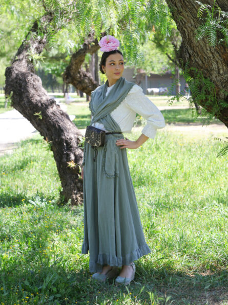 Conjunto de Falda y Piquillo Bambula Tira Bordada verde caqui - Imagen 2