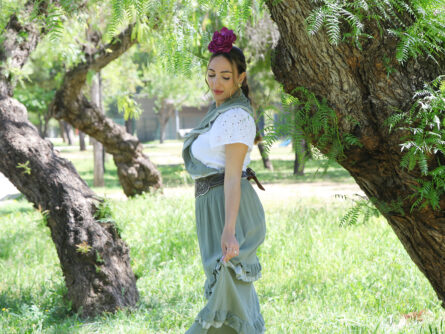 Conjunto de Falda y Piquillo de Bambula con volante de vichy Verde caqui - Imagen 3